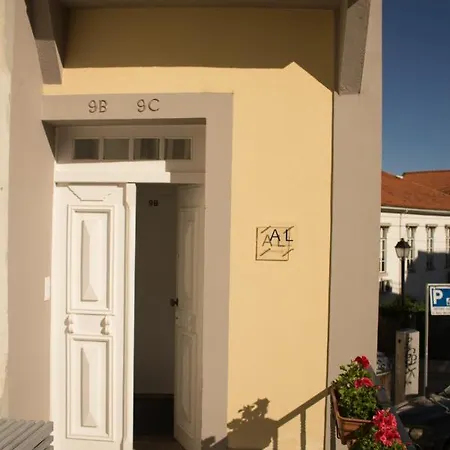 Apartment Escadinhas Da Se Viseu
